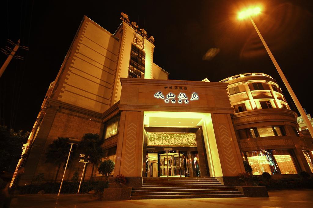 Xichang Minshan Hotel エクステリア 写真